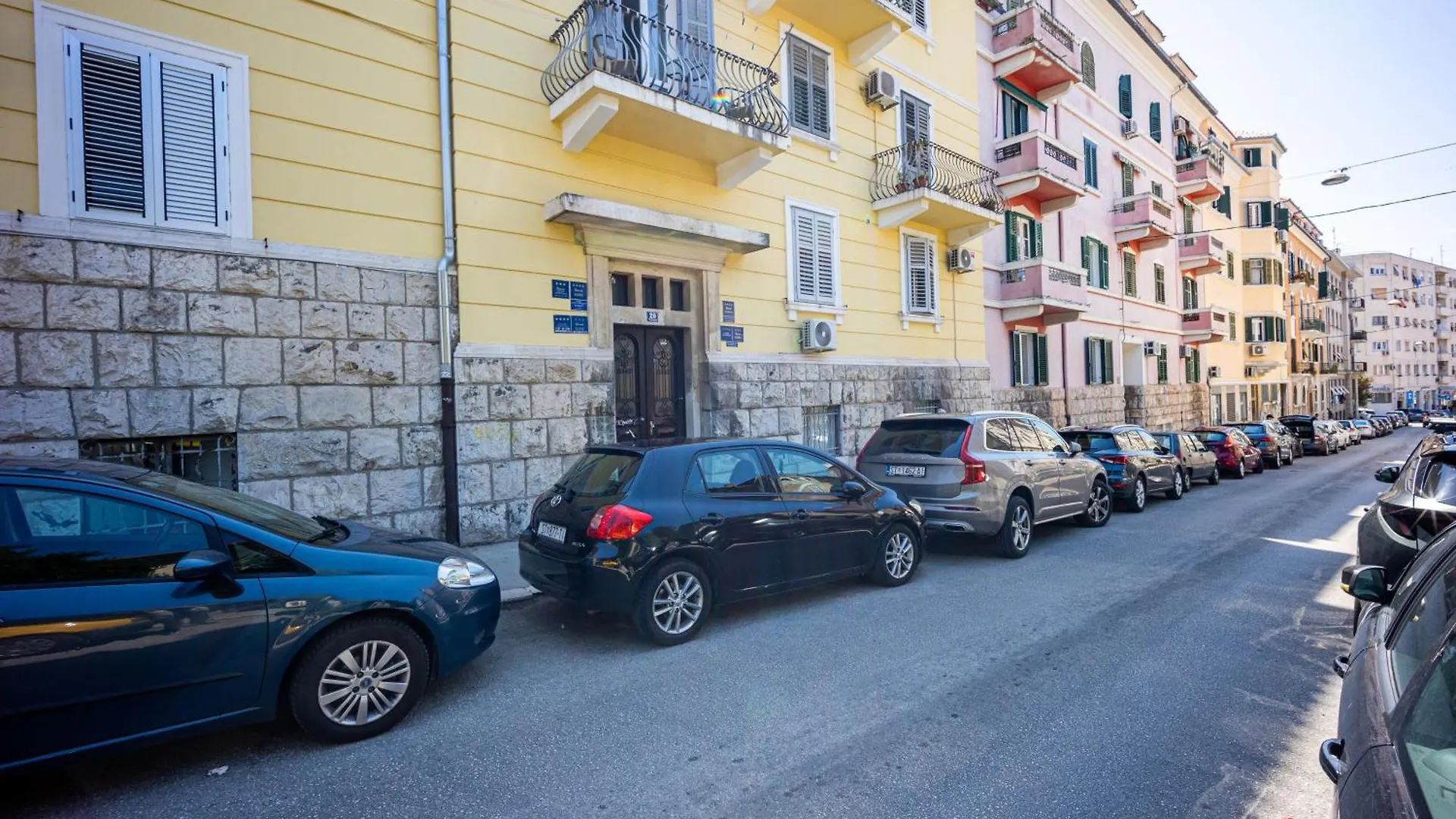 Splitski Dir Apartment